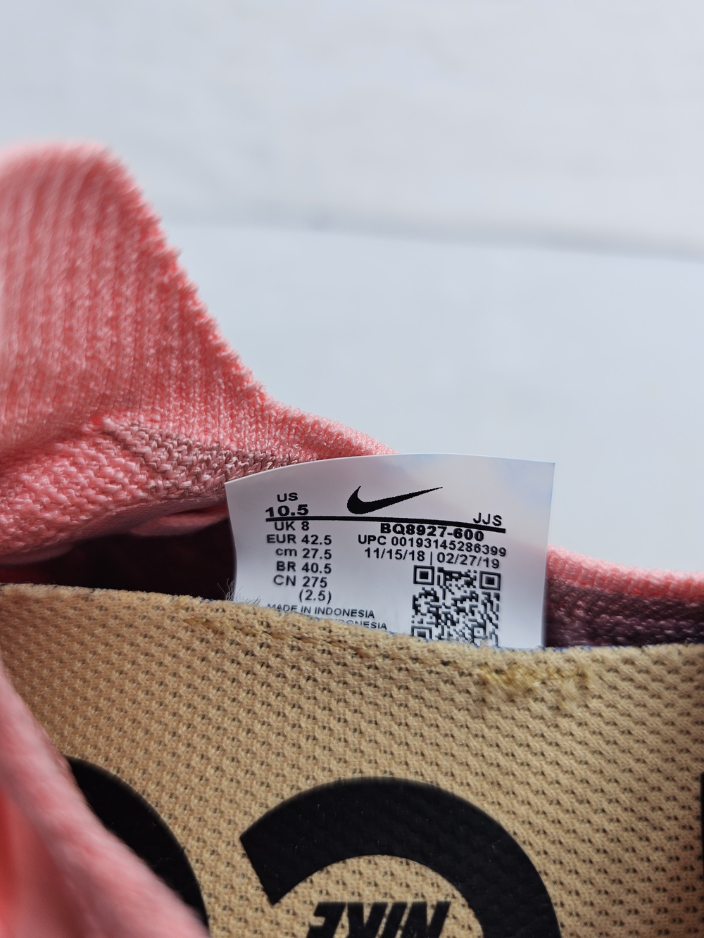 Nike Epic React Flyknit 2 Womens Size 10.5 US Pink Tint Running Shoes BQ8927-600 - Picture 8 of 10